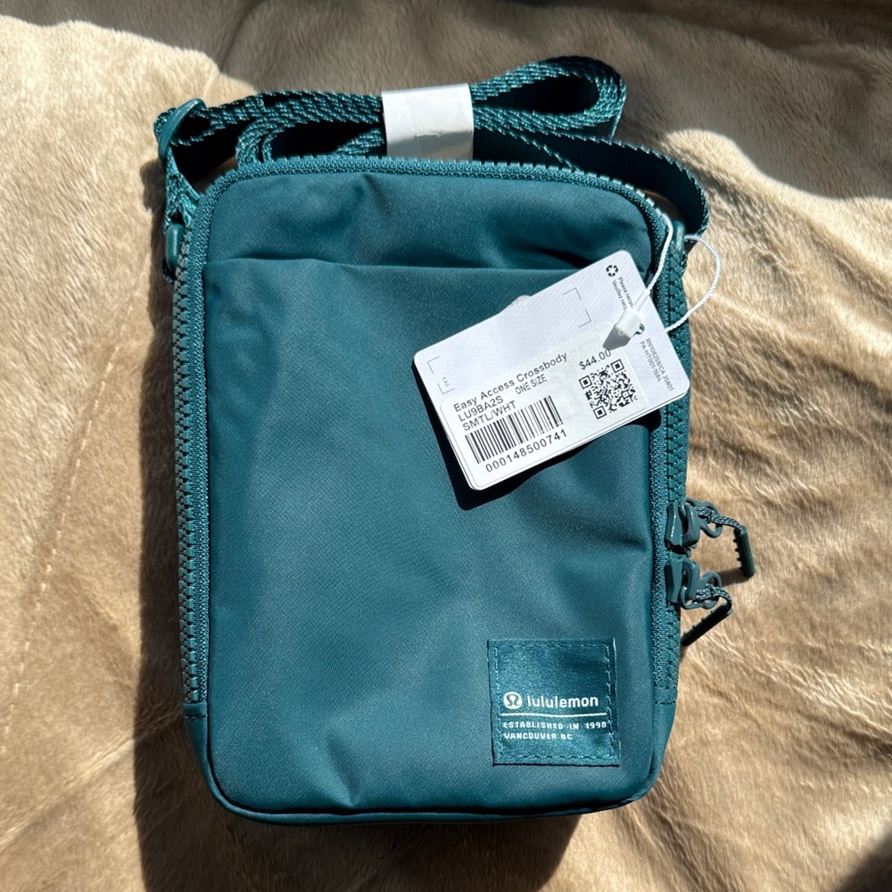 Lululemon Athletica Teal Belt Bag